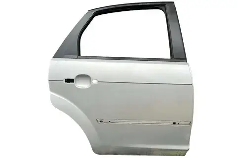 Dveře zadní pravé sedan/hatchback -2008 P4M51-A24630-AD Horká Nabídka