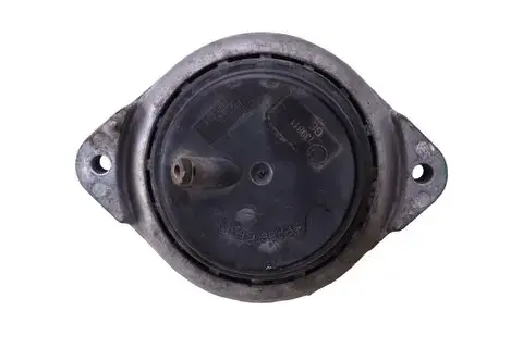 Držák motoru L/P - 22116773742 Značkový
