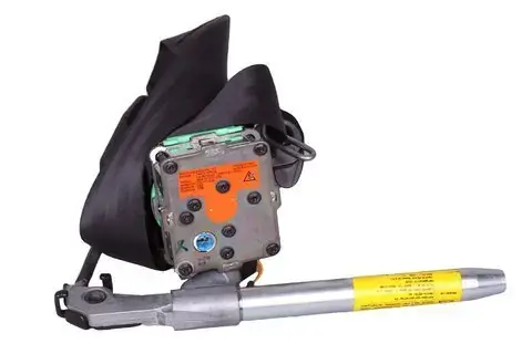 Bezpečnostní pás přední s pyropatronou levý 8974XJ Rychlé Dodání