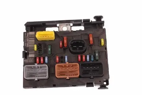 Pojistková skříňka BSM-L11-00 9661087080 Aktuální