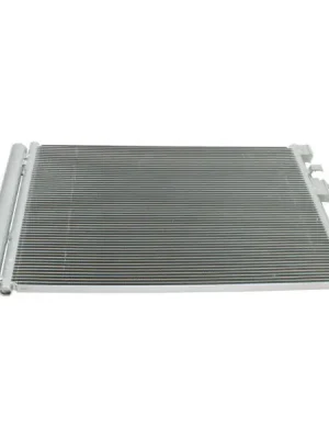 Omezená Nabídka Kondenzátor, klimatizace MAXGEAR AC830305